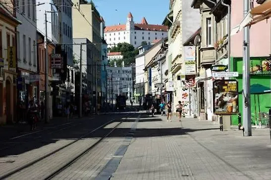 Апартаменты Living In The Center *