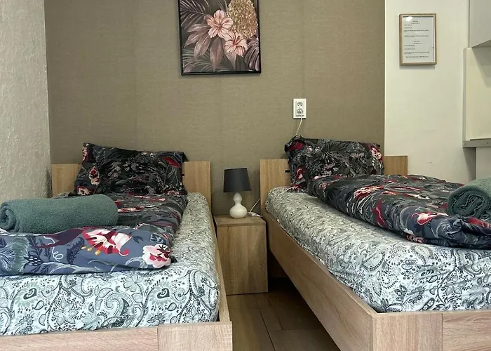 Living In The Center *